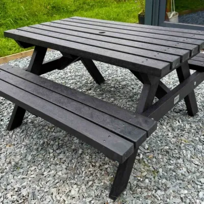Salcombe Recycled Plastic Picnic Table